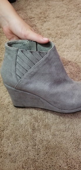 Rampage Grey Suede Booties - Picture 3 of 4